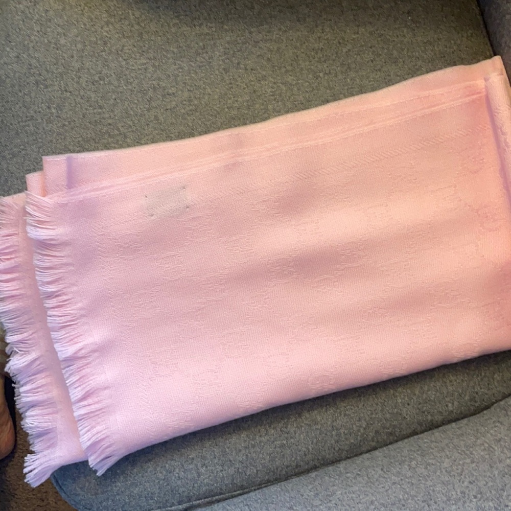 Gucci scarf